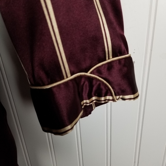 Victorias Secret Pajamas  Robe 3 Piece Set Size L/M Maxi Length Maroon & Gold - Picture 12 of 16